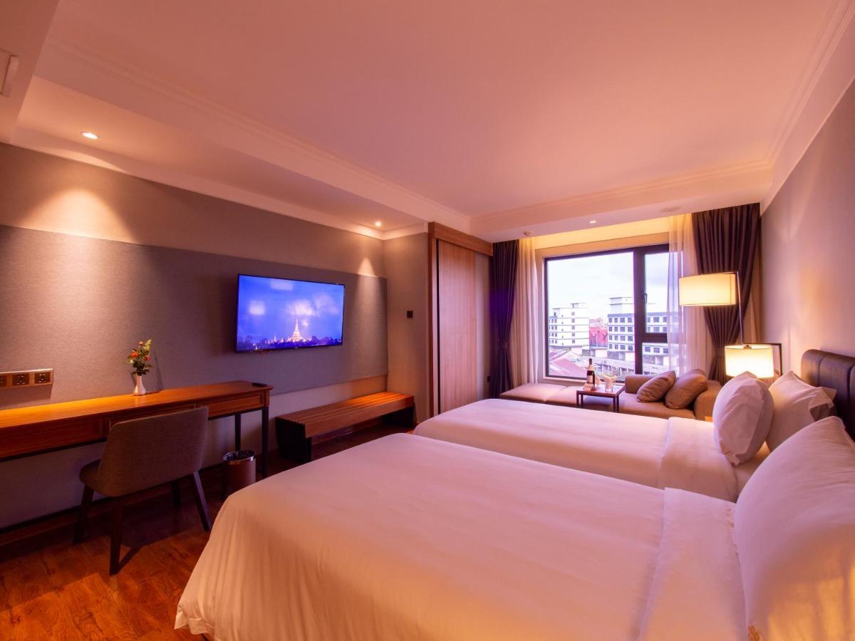יאנגון Prince Hotel מראה חיצוני תמונה