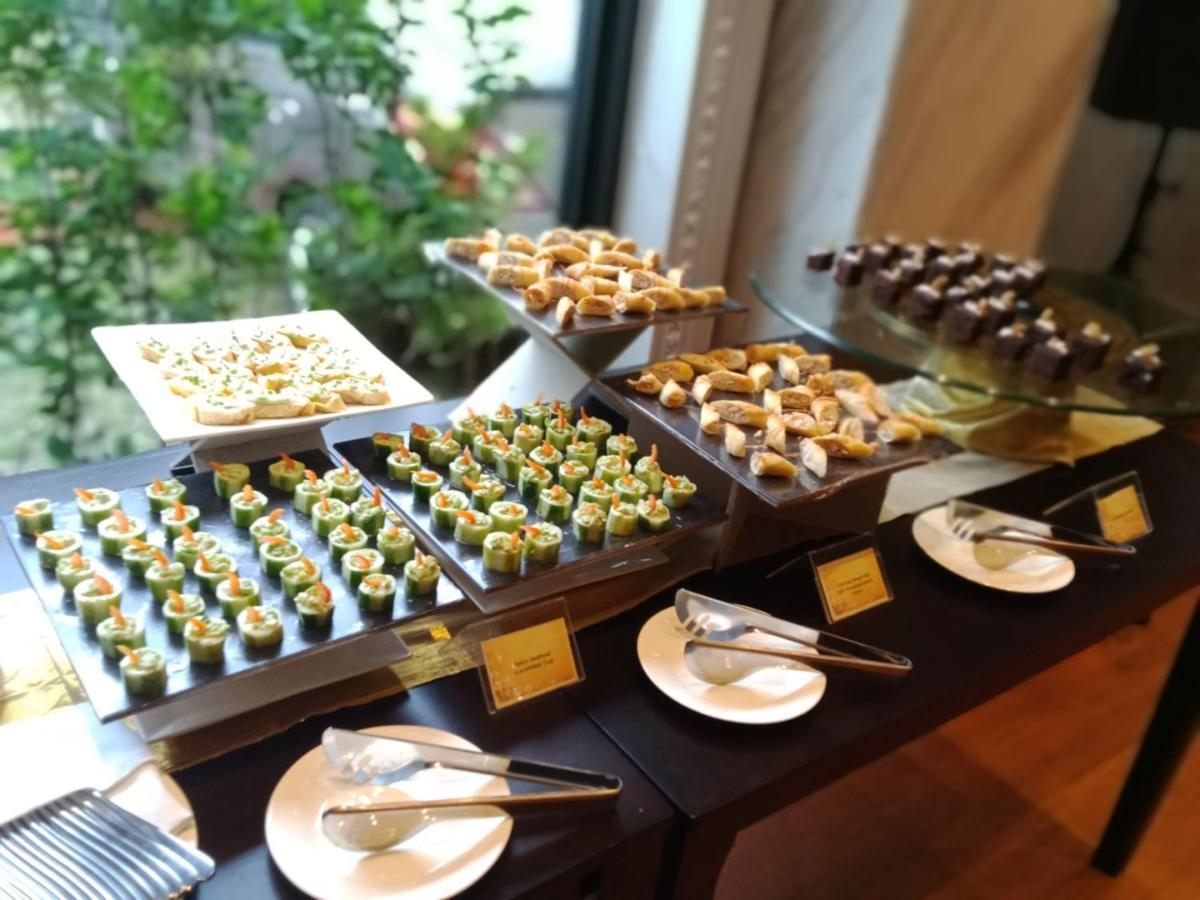 יאנגון Prince Hotel מראה חיצוני תמונה