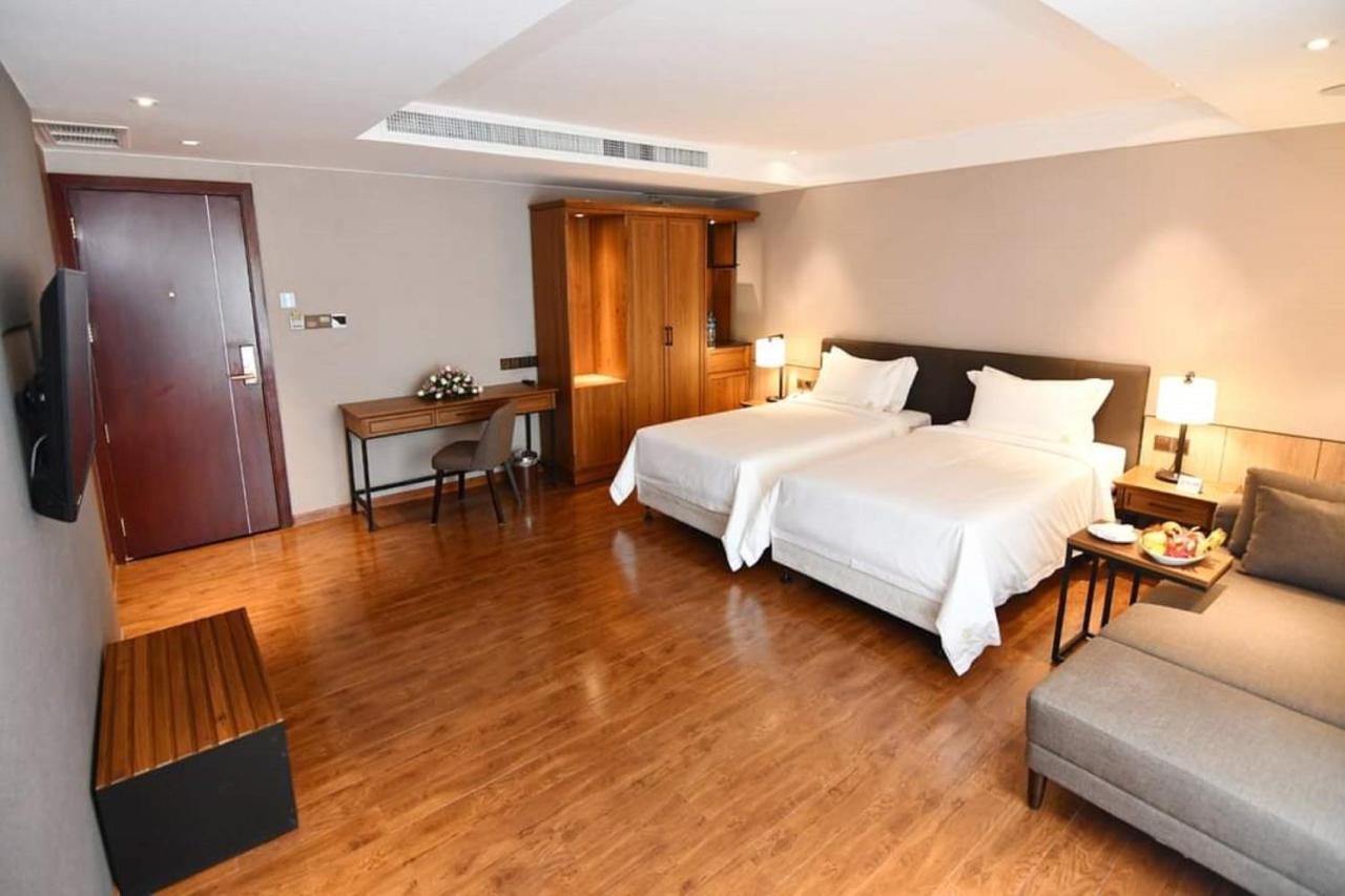 יאנגון Prince Hotel מראה חיצוני תמונה