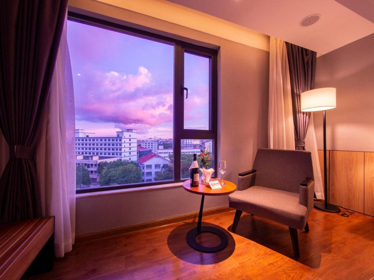 יאנגון Prince Hotel מראה חיצוני תמונה